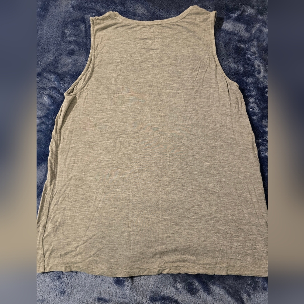 Lot of 3 Womens Summer Sleeveless Shirts - Picture 7 of 9
